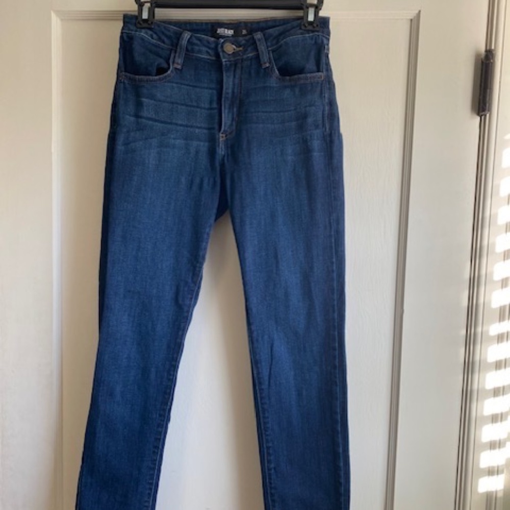 Just Black Blue Jeans Capri w/ Fringe - Size 26
